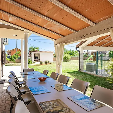 Hébergement de vacances Susan & David By Interhome Barban