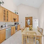Susan & David By Interhome Barban