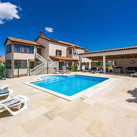 Susan & David By Interhome Ferienhaus *