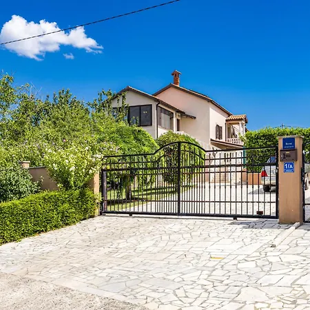 Susan & David By Interhome * Barban