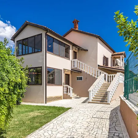 Susan & David By Interhome Ferienhaus