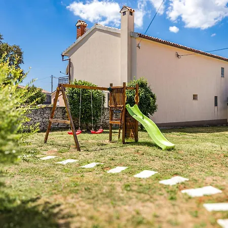 Susan & David By Interhome