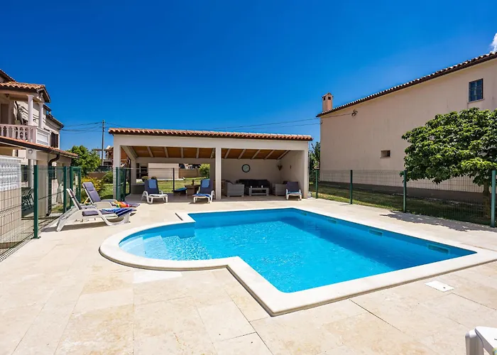 Susan & David By Interhome *